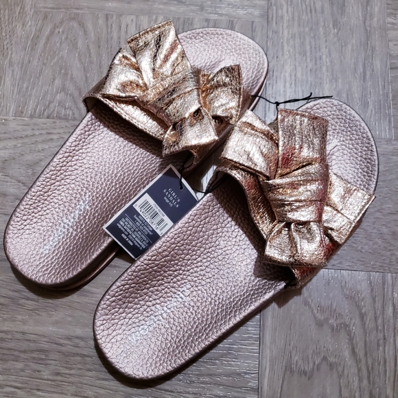 Westloop Girl's Slip On Sandals Choose Size - Picture 2 of 4